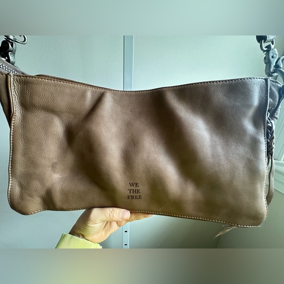 NWT We The Free Dixon Crossbody Desert Taupe Leather - Picture 10 of 16